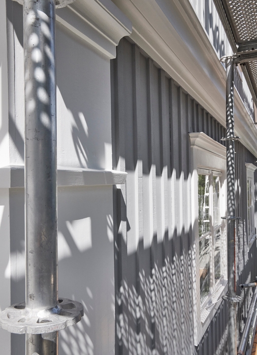 Stocksundsvilla fasadrenovering. Mitt i processen.